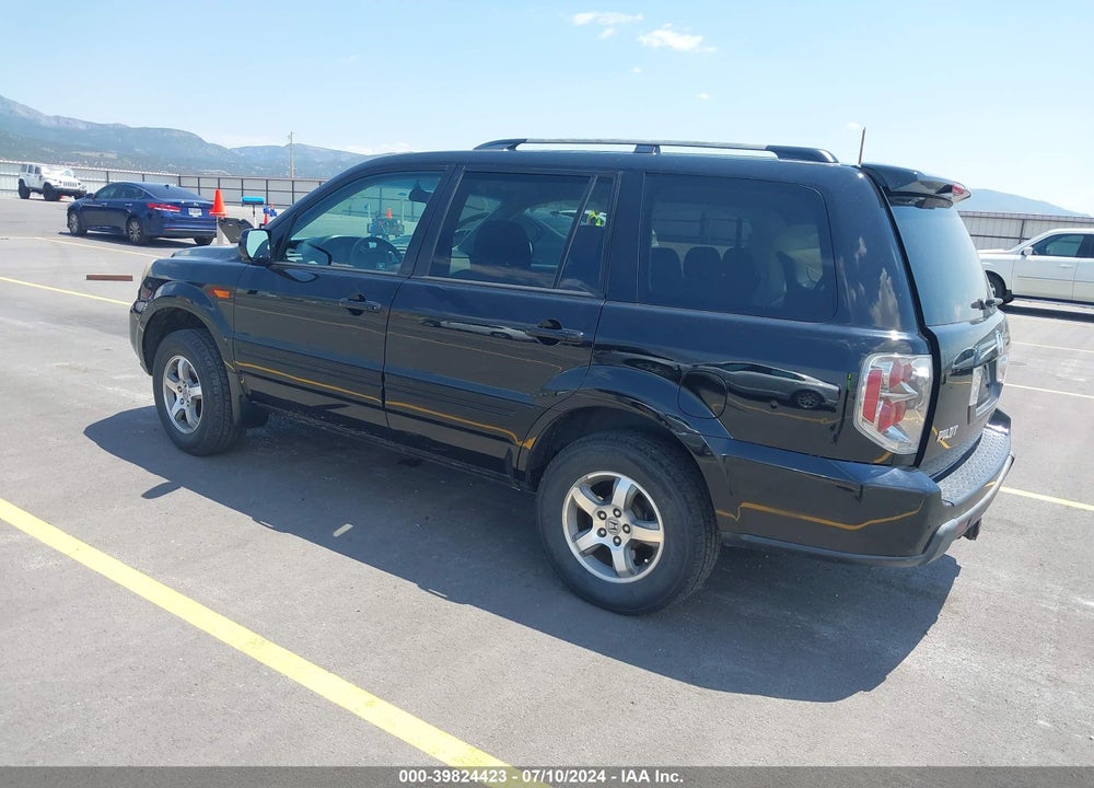 2008 HONDA PILOT EX VIN: 5FNYF18478B015073