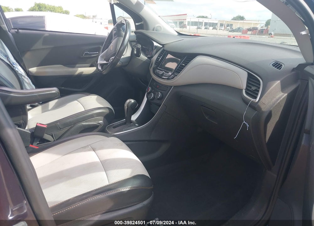 2018 CHEVROLET TRAX VIN: 3GNCJLSB8JL405030