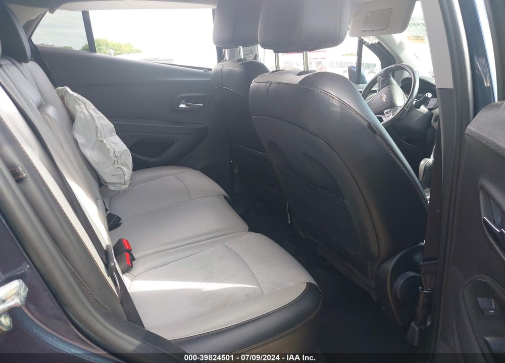 2018 CHEVROLET TRAX VIN: 3GNCJLSB8JL405030