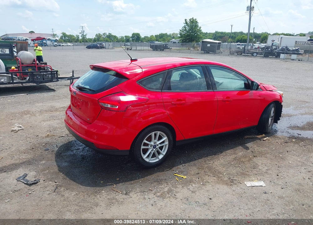 2015 FORD FOCUS SE VIN: 1FADP3K22FL258921