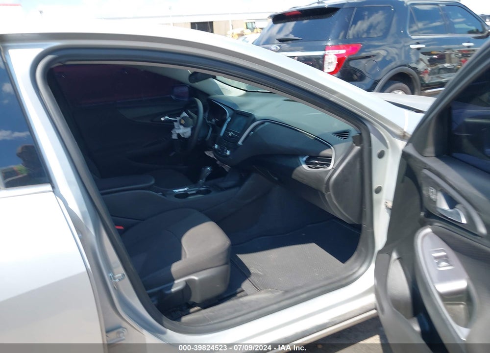 2018 CHEVROLET MALIBU 1LS VIN: 1G1ZB5ST7JF257007