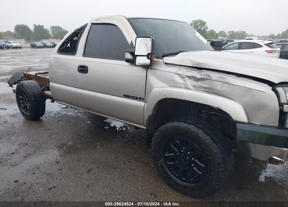 2005 CHEVROLET SILVERADO 2500HD LS VIN: 1GCHK29U15E210681