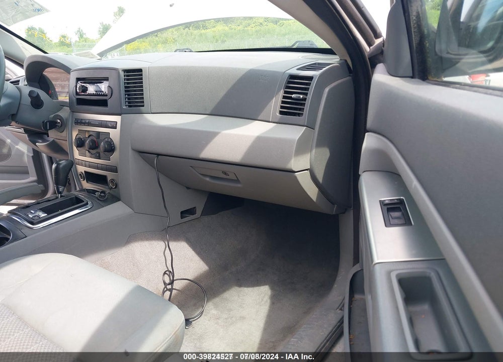 2005 JEEP GRAND CHEROKEE LAREDO VIN: 1J4HR48N35C516904