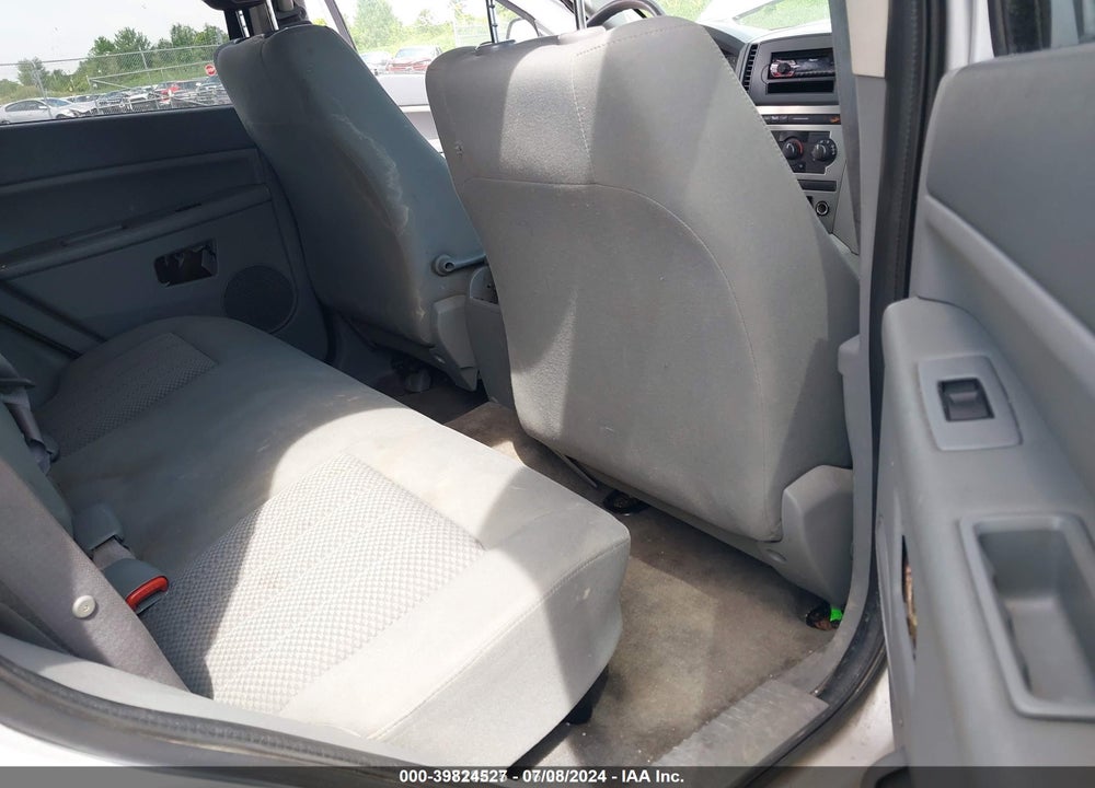 2005 JEEP GRAND CHEROKEE LAREDO VIN: 1J4HR48N35C516904