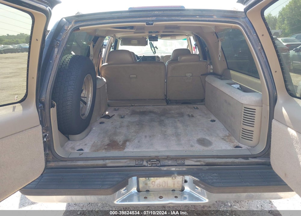 1999 GMC SUBURBAN 1500 SL VIN: 1GKEC16R3XJ709149