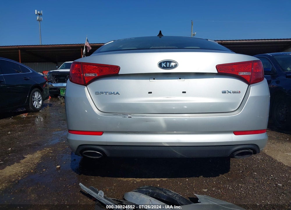 2011 KIA OPTIMA EX VIN: KNAGN4A75B5051855