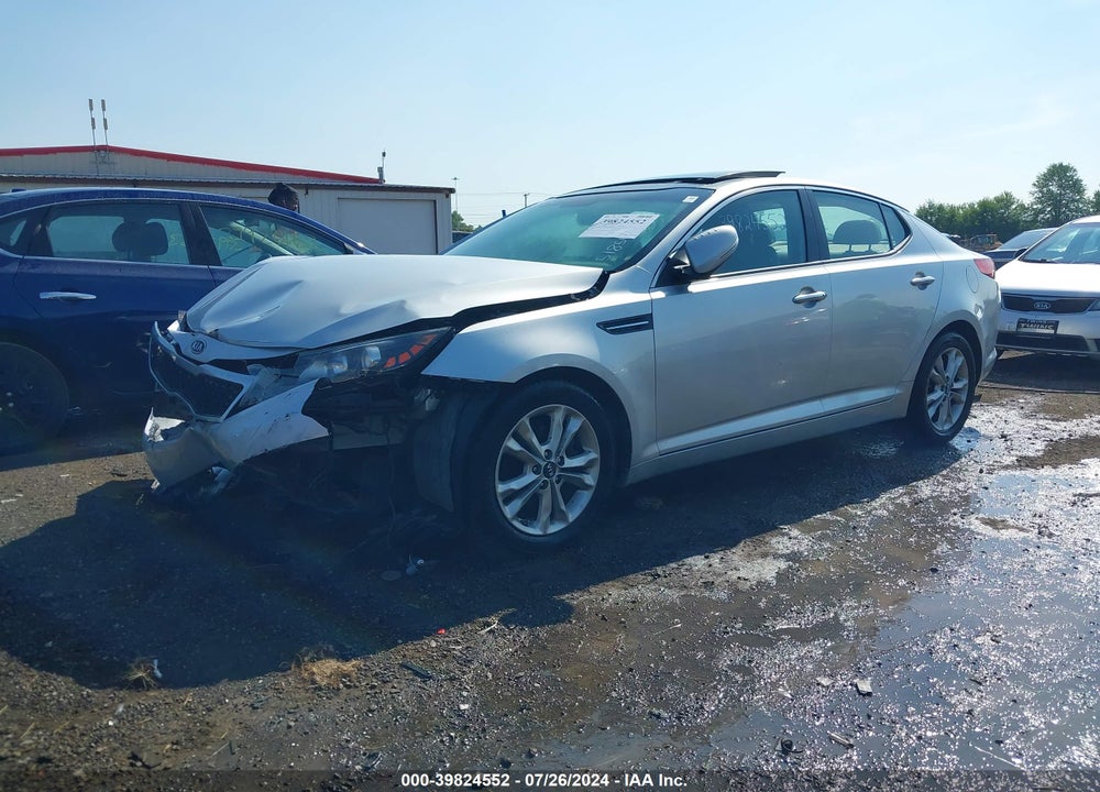 2011 KIA OPTIMA EX VIN: KNAGN4A75B5051855