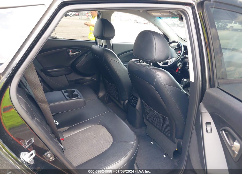 2015 HYUNDAI TUCSON SE VIN: KM8JUCAG9FU968505