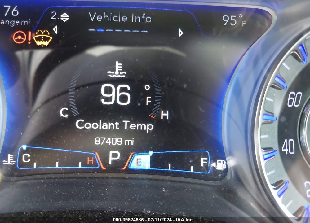 2018 CHRYSLER 300 LIMITED VIN: 2C3CCAEG3JH137502