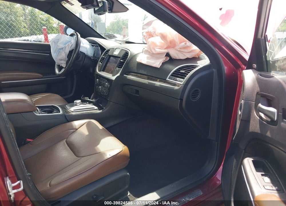 2018 CHRYSLER 300 LIMITED VIN: 2C3CCAEG3JH137502