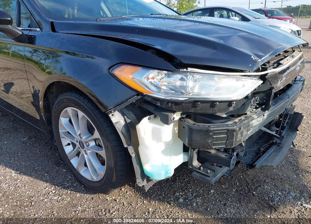2020 FORD FUSION SE VIN: 3FA6P0HD3LR122648