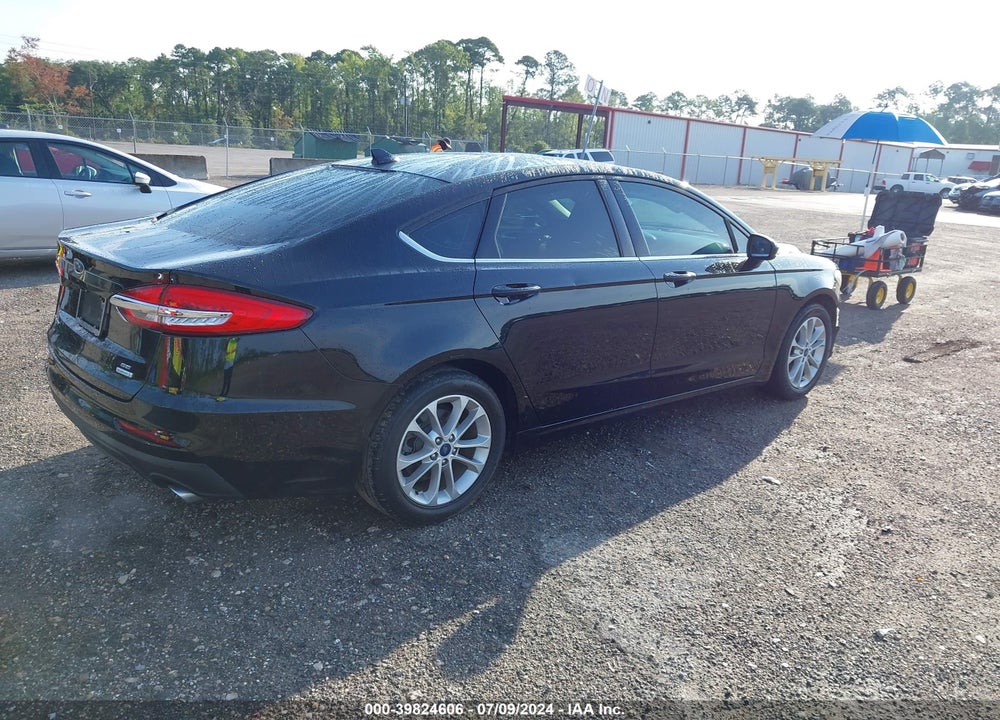 2020 FORD FUSION SE VIN: 3FA6P0HD3LR122648