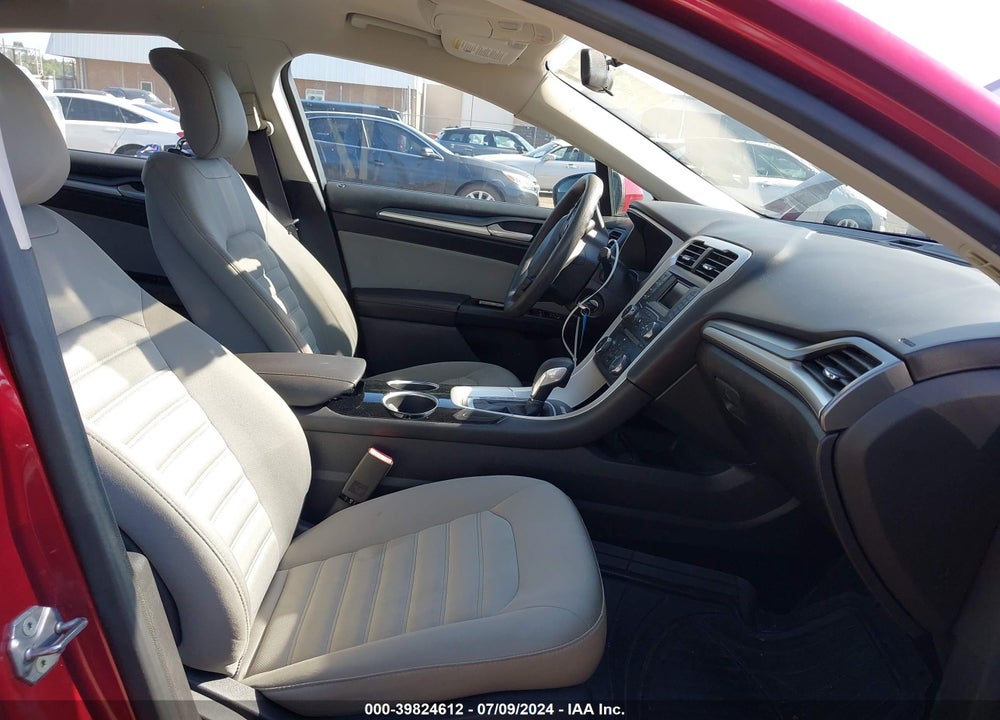 2013 FORD FUSION S VIN: 3FA6P0G73DR156392