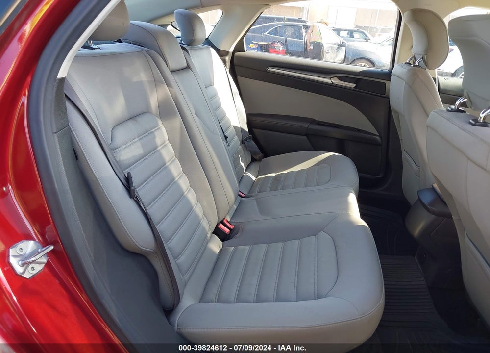 2013 FORD FUSION S VIN: 3FA6P0G73DR156392