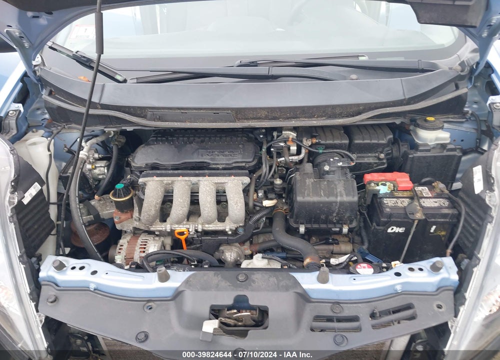 2010 HONDA FIT VIN: JHMGE8H24AC031870