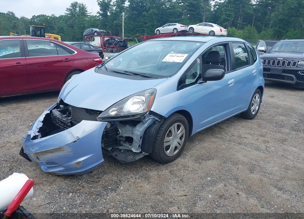 2010 HONDA FIT VIN: JHMGE8H24AC031870