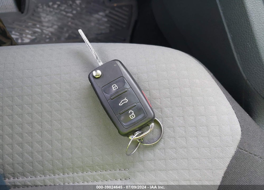 2018 VOLKSWAGEN JETTA 1.4T S VIN: 3VW2B7AJ4JM244555