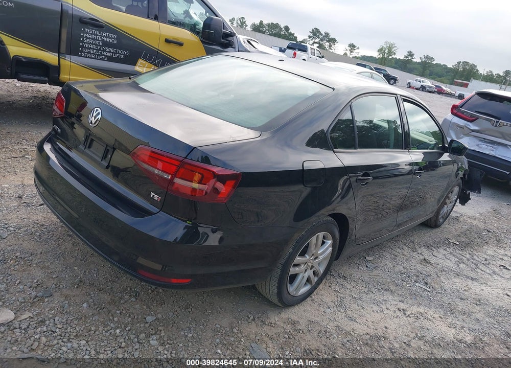 2018 VOLKSWAGEN JETTA 1.4T S VIN: 3VW2B7AJ4JM244555