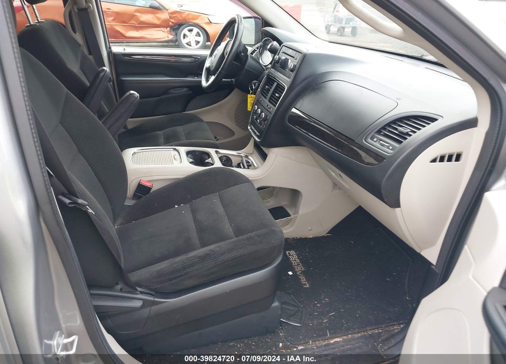 2016 DODGE GRAND CARAVAN SXT VIN: 2C4RDGCG9GR170144