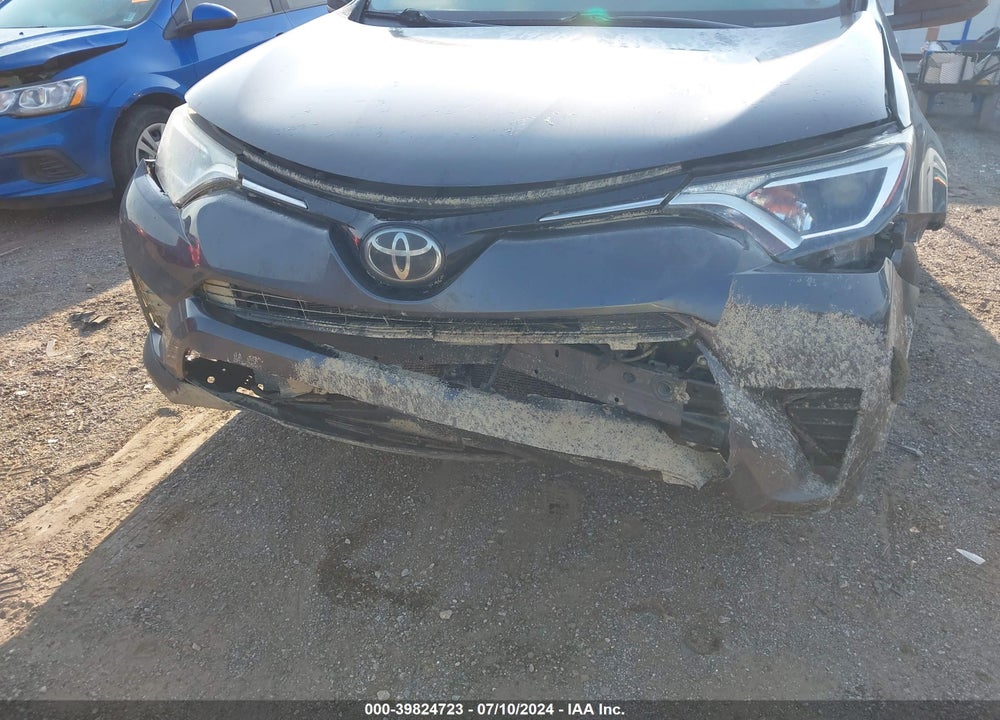 2017 TOYOTA RAV4 LE VIN: JTMZFREV1HJ144645