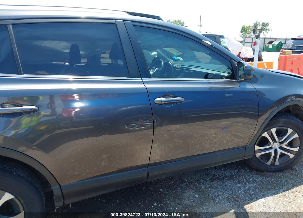 2017 TOYOTA RAV4 LE VIN: JTMZFREV1HJ144645