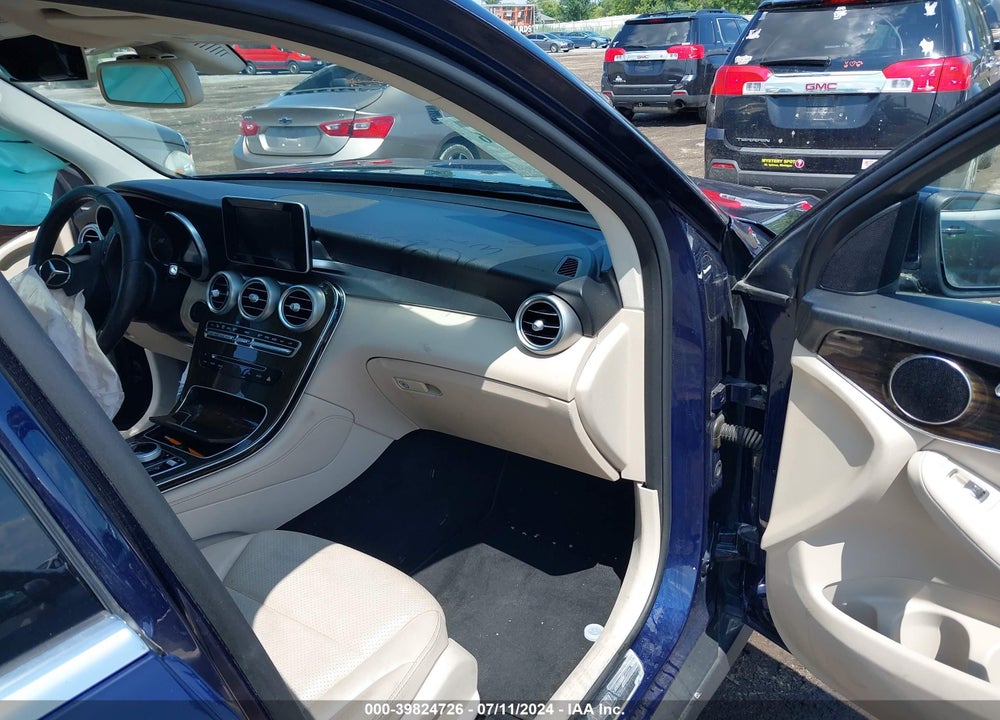 2017 MERCEDES-BENZ GLC 300 VIN: WDC0G4JBXHF251730