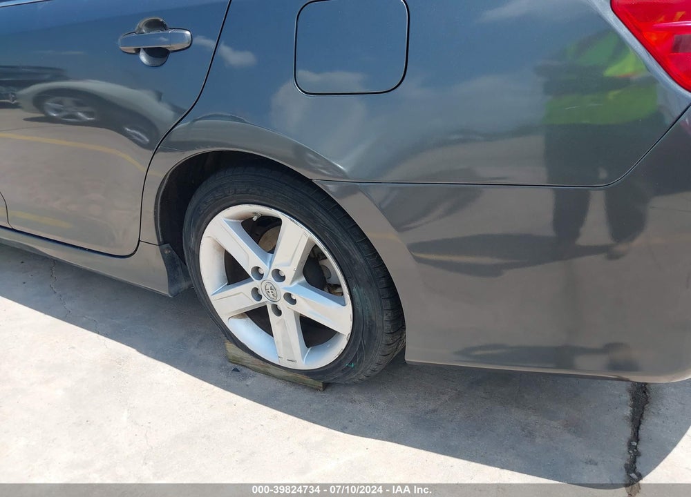 2013 TOYOTA CAMRY SE VIN: 4T1BF1FK9DU245413