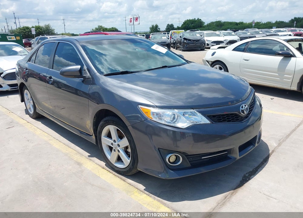 2013 TOYOTA CAMRY SE VIN: 4T1BF1FK9DU245413