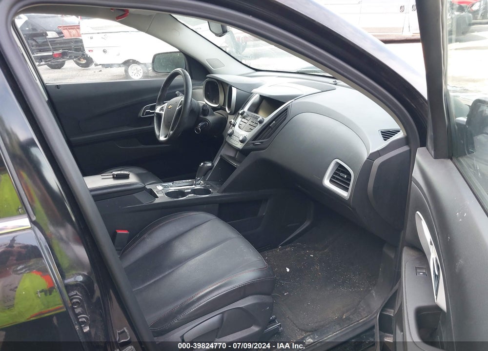 2017 CHEVROLET EQUINOX VIN: 2GNFLFEK5H6298800