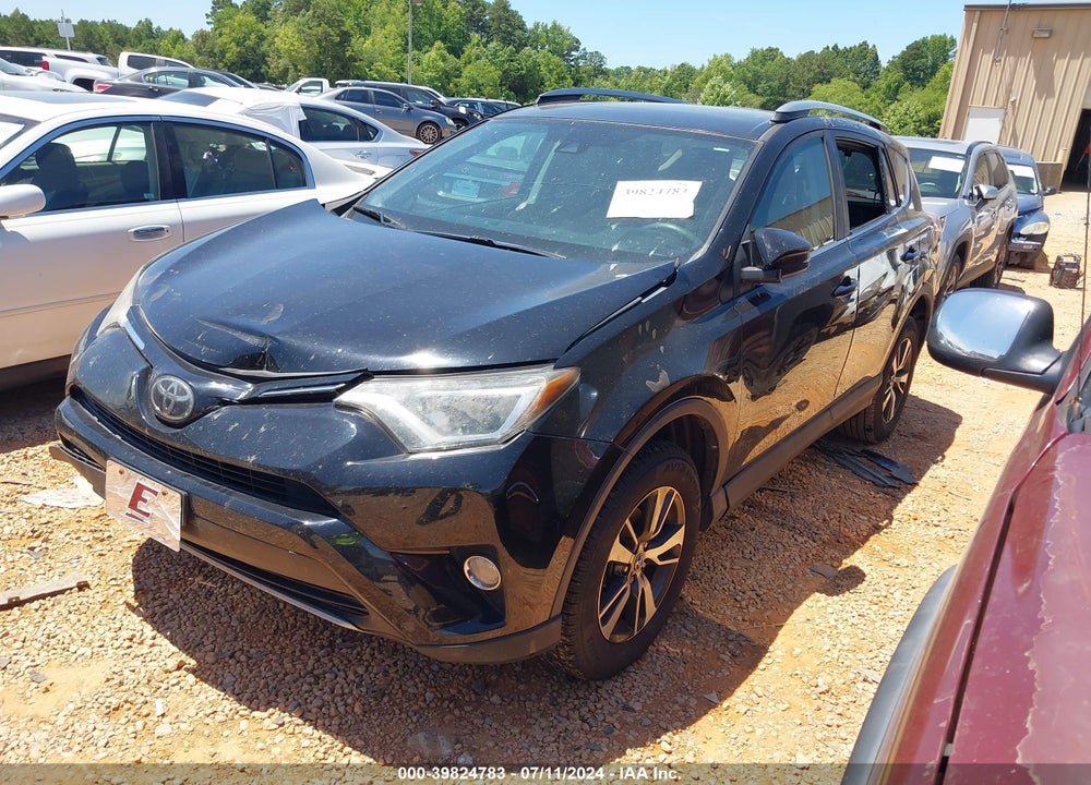 2017 TOYOTA RAV4 XLE VIN: 2T3RFREV5HW642171