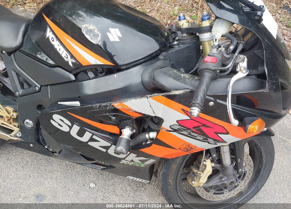 2004 SUZUKI GSX-R600 K VIN: JS1GN7CA042101430
