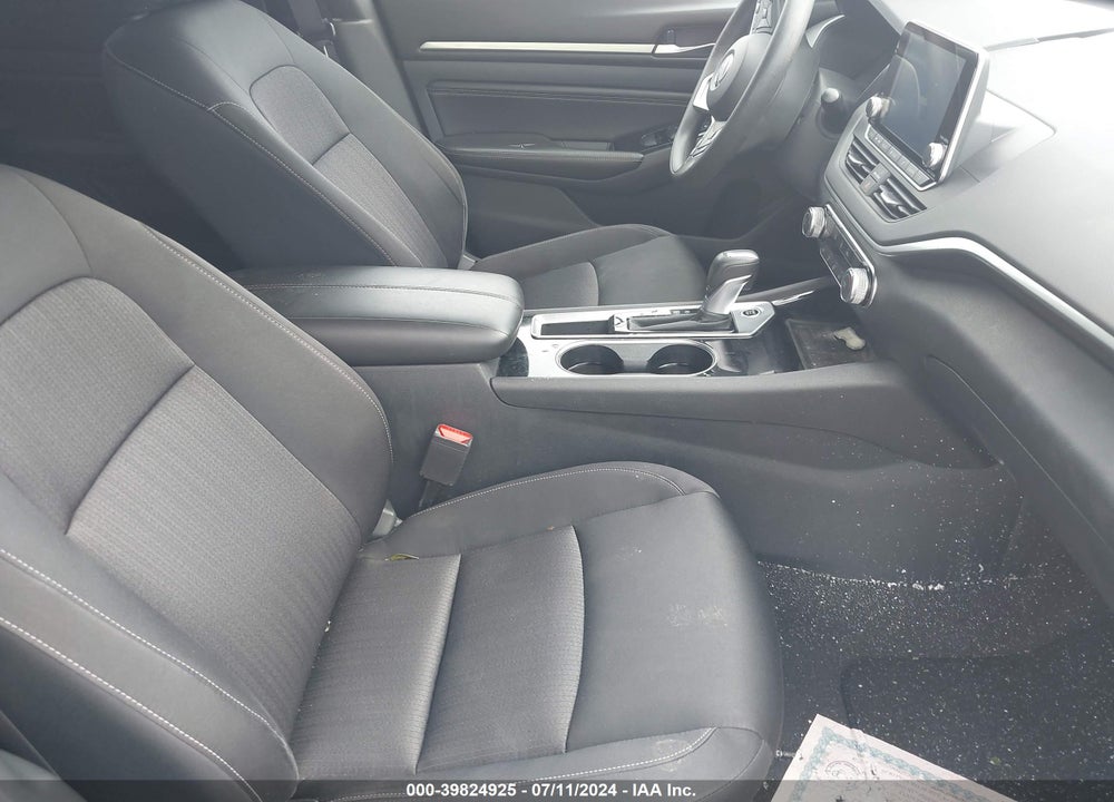 2021 NISSAN ALTIMA SV FWD VIN: 1N4BL4DVXMN330403