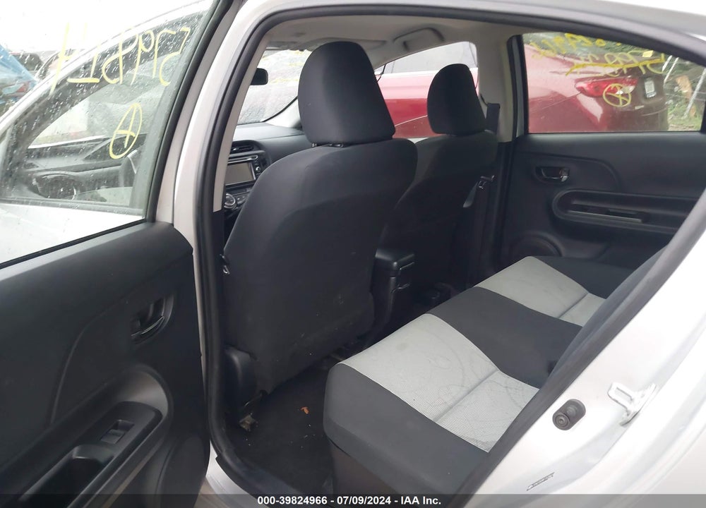 2015 TOYOTA PRIUS C TWO VIN: JTDKDTB38F1579814