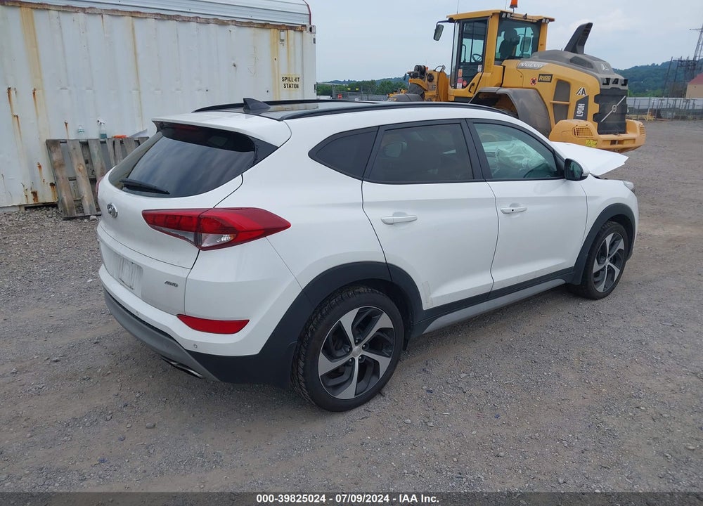 2018 HYUNDAI TUCSON VALUE VIN: KM8J3CA22JU731905