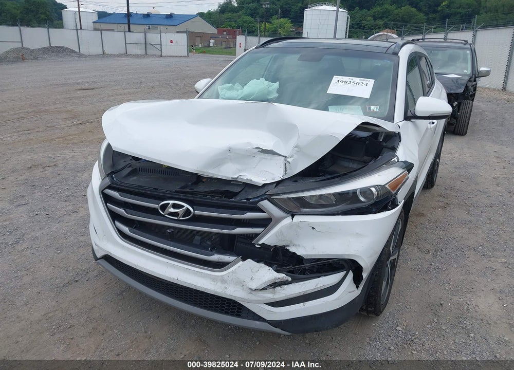 2018 HYUNDAI TUCSON VALUE VIN: KM8J3CA22JU731905