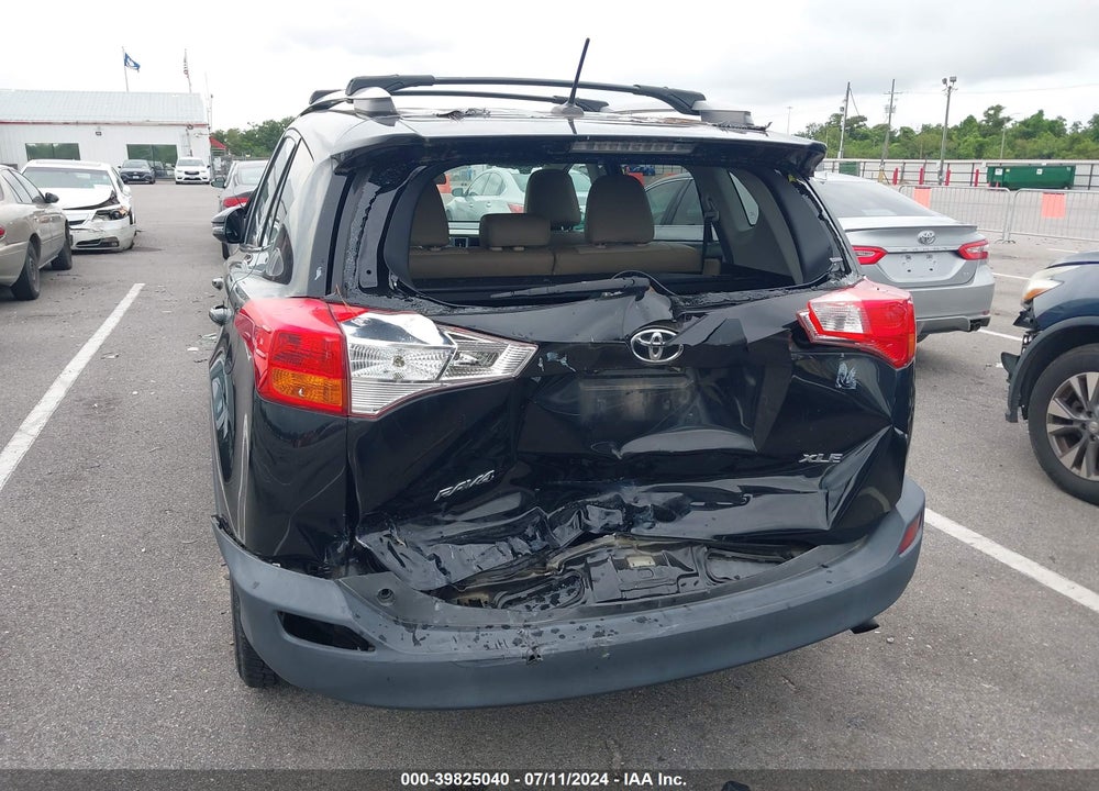 2015 TOYOTA RAV4 XLE VIN: 2T3WFREV9FW167897
