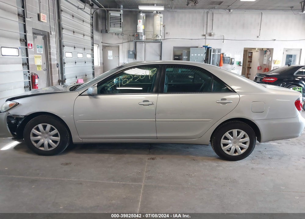 2005 TOYOTA CAMRY LE VIN: 4T1BE32K75U571734