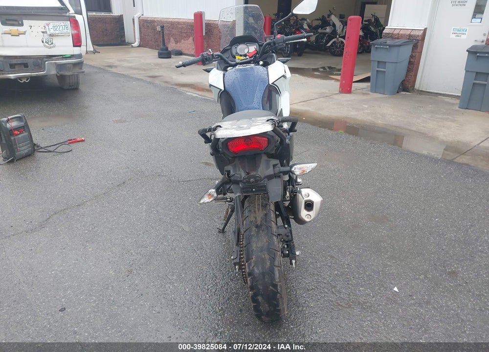 2022 KAWASAKI KLE300 C VIN: JKALE8C17NDA13925
