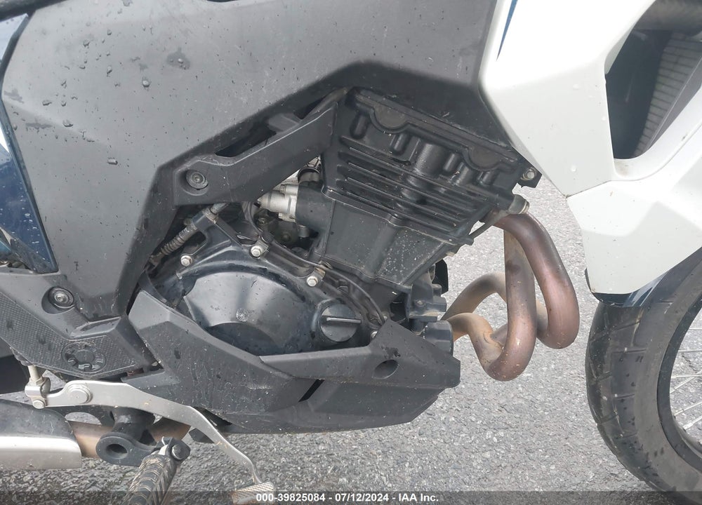 2022 KAWASAKI KLE300 C VIN: JKALE8C17NDA13925
