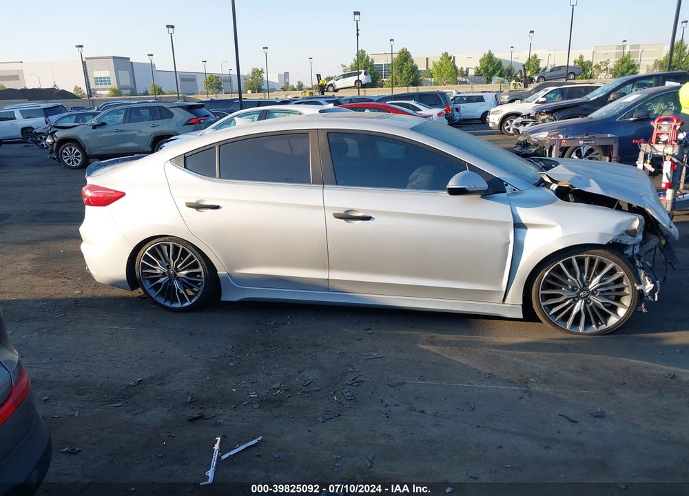 2017 HYUNDAI ELANTRA SPORT VIN: KMHD04LB8HU357349