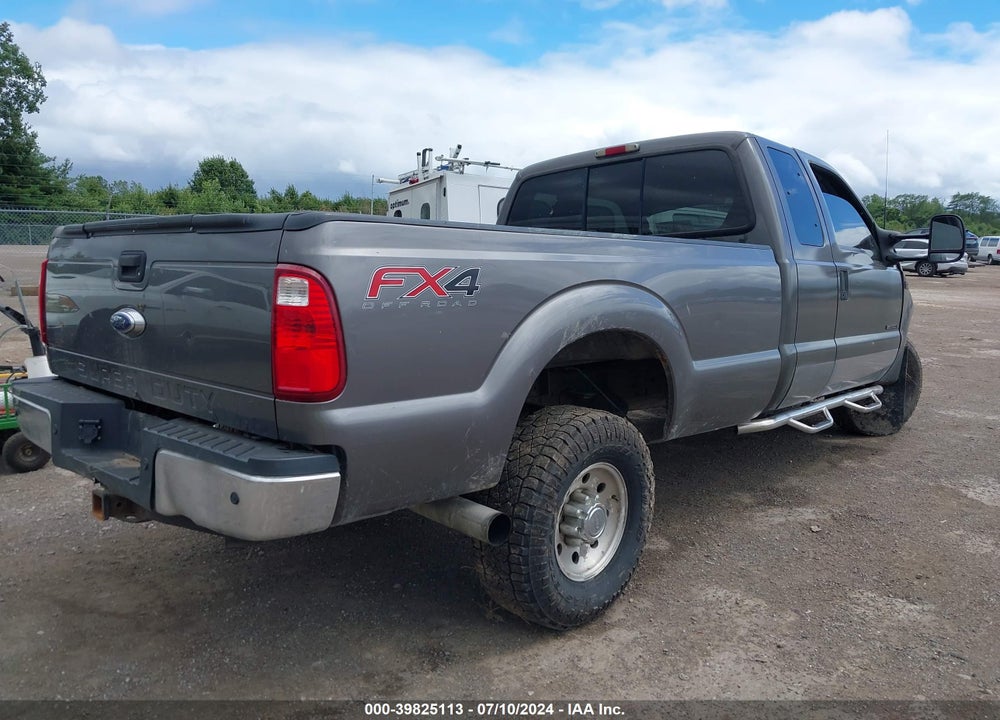 1999 FORD F-350 LARIAT/XL/XLT VIN: 1FTSX31F9XEC98716