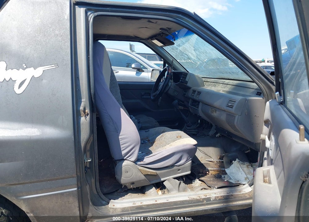 1992 ISUZU AMIGO VIN: JACBG07E1N9807148