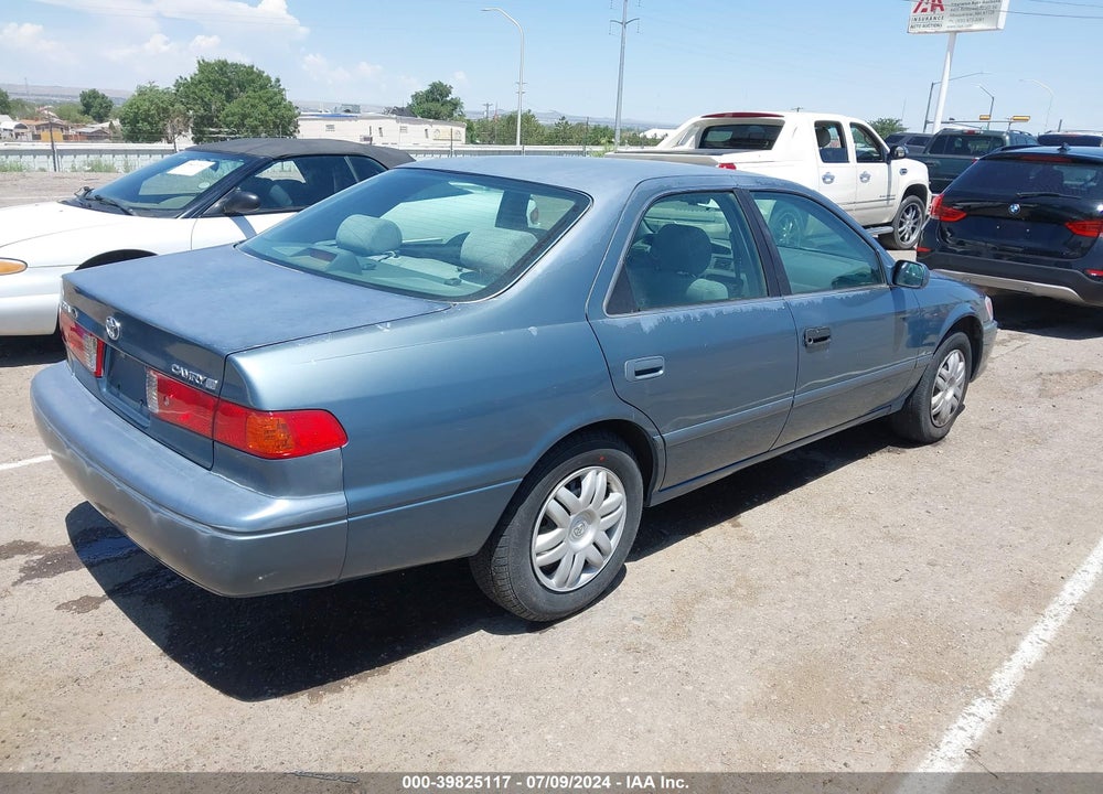 2001 TOYOTA CAMRY LE VIN: 4T1BG22K21U822786