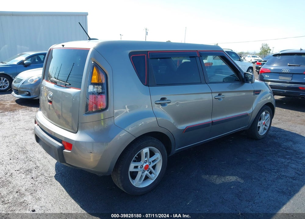 2011 KIA SOUL VIN: KNDJT2A29B7210971