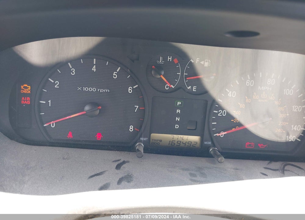 2004 HYUNDAI SONATA GLS/LX VIN: KMHWF35H84A041836
