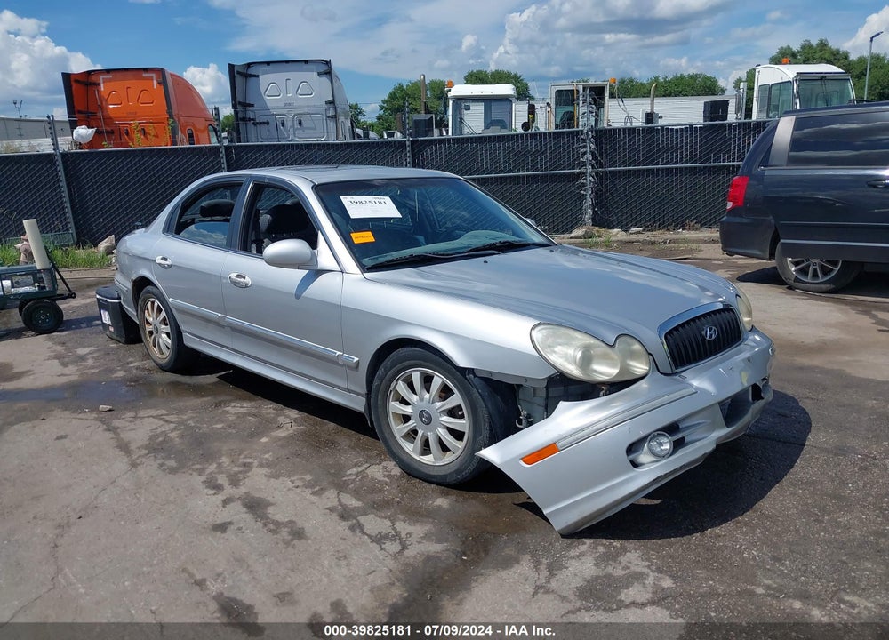 2004 HYUNDAI SONATA GLS/LX VIN: KMHWF35H84A041836