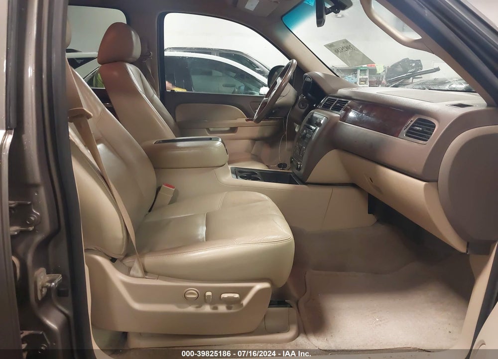 2012 GMC YUKON XL 1500 SLT VIN: 1GKS2KE73CR240149
