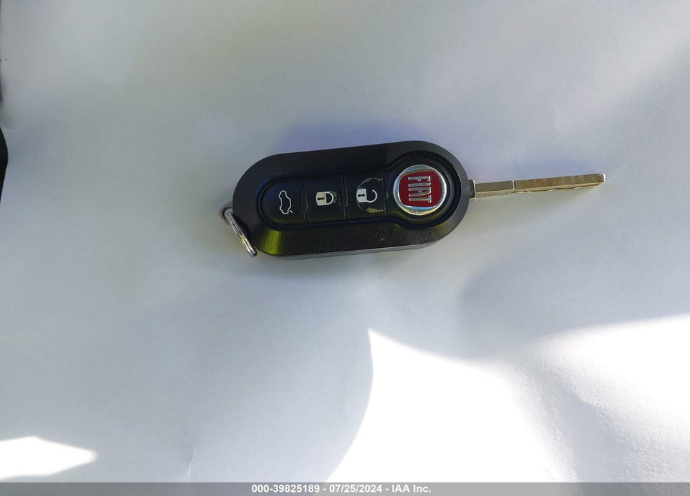 2013 FIAT 500 POP VIN: 3C3CFFAR2DT747267