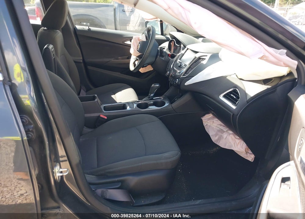 2017 CHEVROLET CRUZE LT AUTO VIN: 3G1BE6SM8HS584254