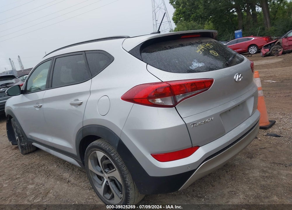 2017 HYUNDAI TUCSON VALUE VIN: KM8J33A22HU559935